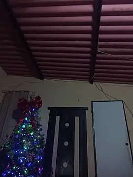 afroditaligh online show from December 3, 2025, 4:42 am