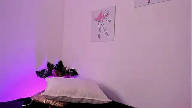 BianncaRibeiro online show from February 22, 2026, 2:13 am