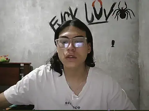 dirty model online show from March 28, 2026, 5:40 am