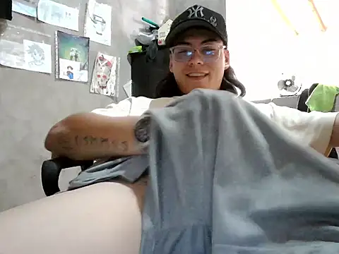 dirty model online show from May 24, 2026, 4:34 pm