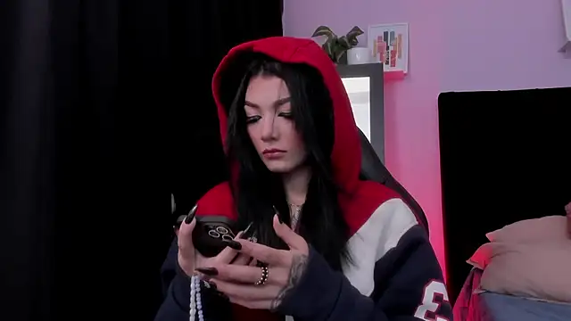 emmabridgerton online show from January 9, 2026, 9:27 pm