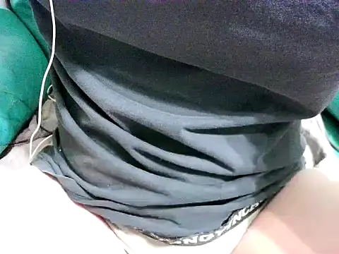 Snapshot of kk5413 chatting on February 14, 2026, 1:52 pm kk5413 online show from February 14, 2026, 1:52 pm