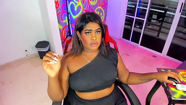 Snapshot of _EvaRouse chatting on October 24, 2025, 9:44 pm  EvaRouse online show from October 24, 2025, 9:44 pm