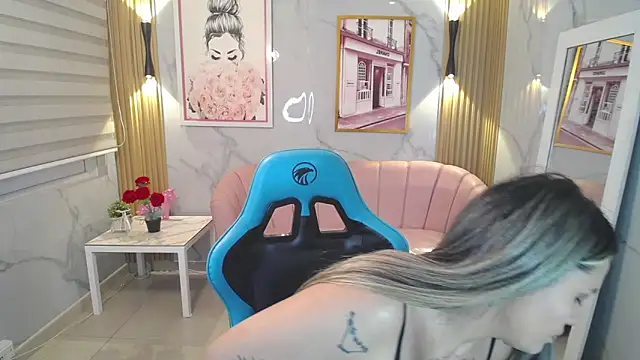 Jade Jones a online show from November 20, 2025, 3:39 am