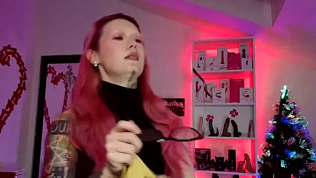 Snapshot of kulteacher chatting on November 25, 2025, 12:16 pm kulteacher online show from November 25, 2025, 12:16 pm