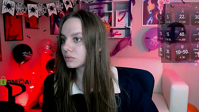Snapshot of tessa_hit chatting on October 25, 2025, 10:12 am tessa hit online show from October 25, 2025, 10:12 am