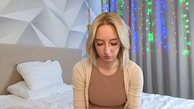 Snapshot of JodeeThu chatting on December 19, 2025, 5:36 am JodeeThu online show from December 19, 2025, 5:36 am