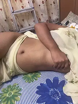 Snapshot of monicadarling09 chatting on November 13, 2025, 10:14 am monicadarling09 online show from November 13, 2025, 10:14 am