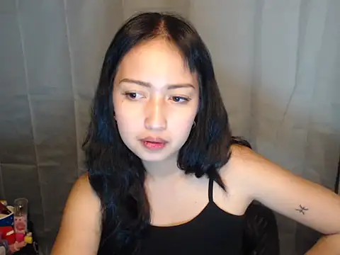 Soft Angel8 online show from April 12, 2026, 12:10 pm