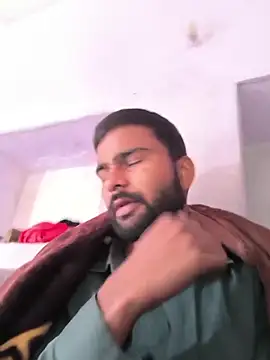 HOT-SHADEV80 online show from February 19, 2026, 4:08 am