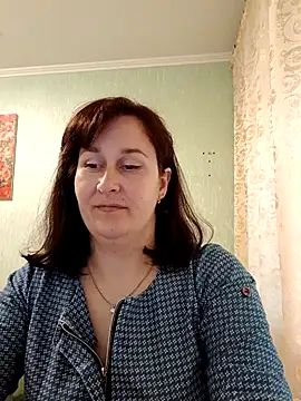 Amandda  online show from April 21, 2026, 4:23 pm