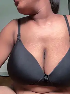 Cute mikii online show from September 10, 2025, 9:53 am