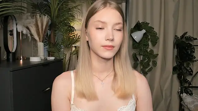 ChinBonnell online show from October 15, 2025, 5:51 am