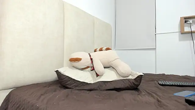 Hector 21  online show from December 20, 2025, 8:43 am