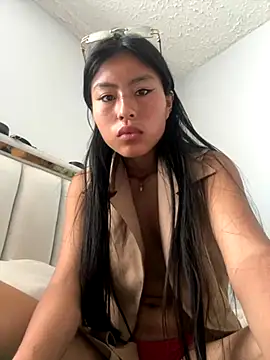 vanesa51 online show from September 27, 2025, 4:12 pm