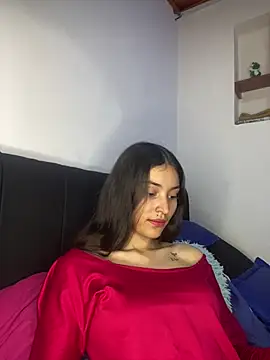 hotwife26 online show from April 9, 2026, 10:59 pm