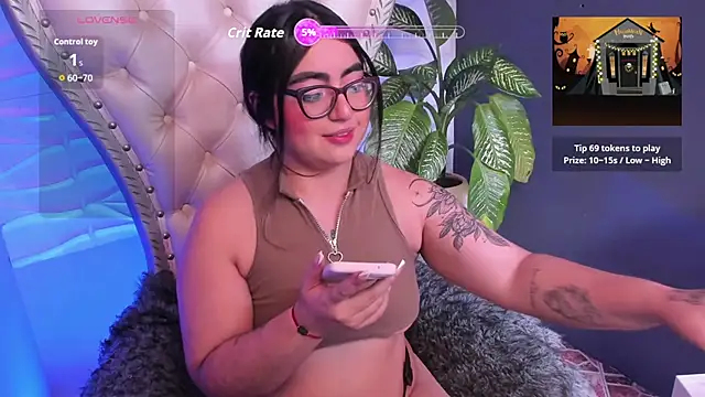 April  foxx online show from October 20, 2025, 4:18 pm