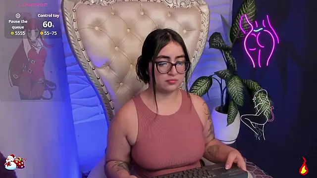 April  foxx online show from January 13, 2026, 12:54 pm