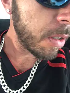 Snapshot of BigJack_biby chatting on November 1, 2025, 4:53 pm BigJack biby online show from November 1, 2025, 4:53 pm