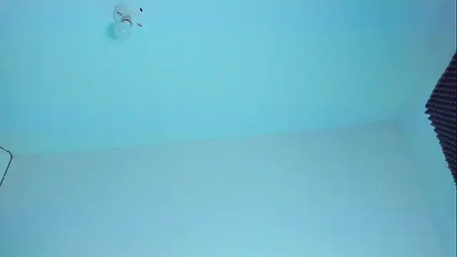 Ellope  online show from October 26, 2025, 11:09 pm