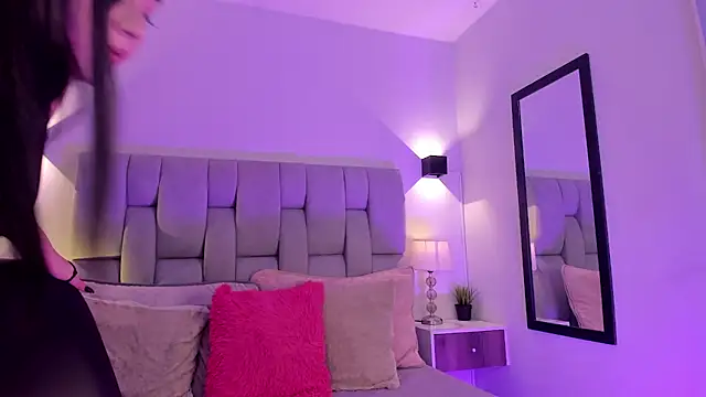 Snapshot of Seraphyne666 chatting on March 5, 2026, 6:04 pm Seraphyne666 online show from March 5, 2026, 6:04 pm