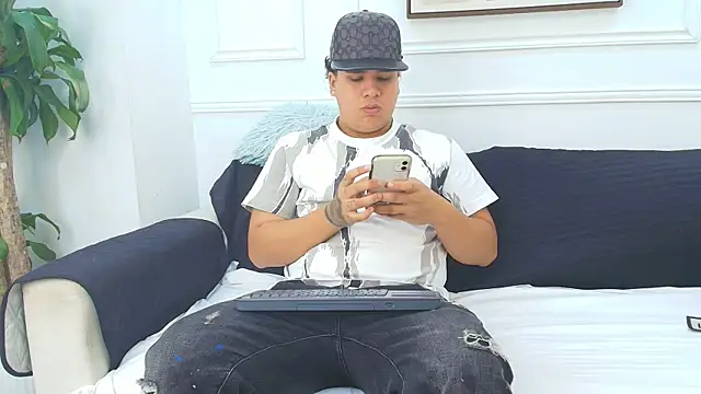 Naim Bennetsex online show from October 11, 2025, 6:28 pm