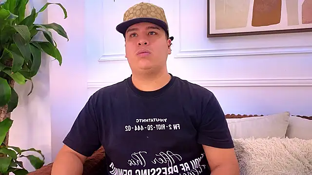 Snapshot of Naim_Bennetsex chatting on May 12, 2026, 6:38 pm Naim Bennetsex online show from May 12, 2026, 6:38 pm