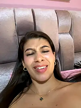 Lenapink19 online show from September 24, 2025, 6:06 am