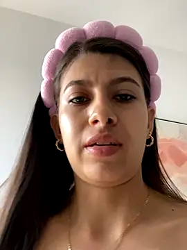 Lenapink19 online show from October 14, 2025, 6:42 pm