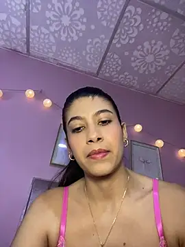 Lenapink19 online show from January 14, 2026, 10:36 pm