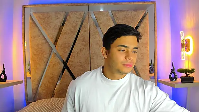 jayd muscle online show from November 3, 2025, 4:25 am