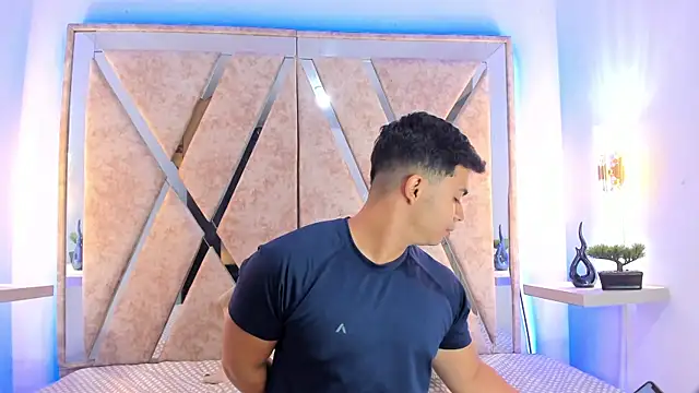 jayd muscle online show from November 15, 2025, 3:26 am