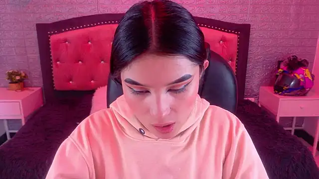 Natalie loffreda online show from February 13, 2026, 3:13 am