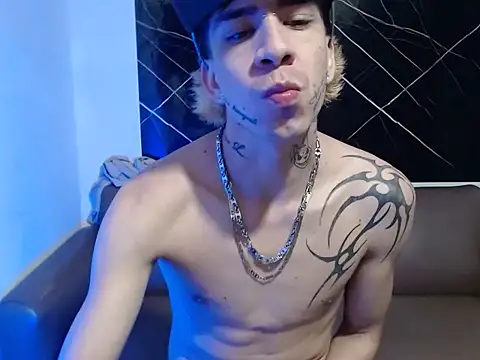 Dan jonson15 online show from September 17, 2025, 11:17 pm