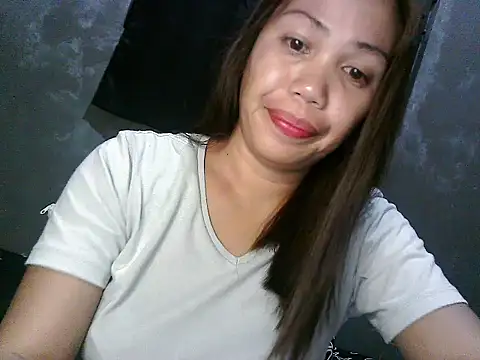 sweet bunnie online show from February 19, 2026, 6:26 pm