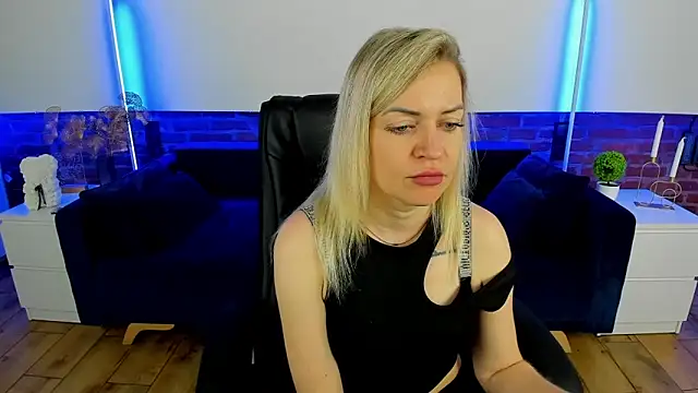 Anna Snows online show from September 22, 2025, 5:31 am