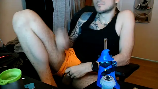 th1  online show from April 2, 2026, 12:58 pm