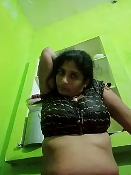 Snapshot of Hot-piuy chatting on September 10, 2025, 8:20 pm Hot-piuy online show from September 10, 2025, 8:20 pm