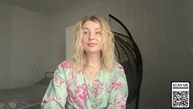 Blondie xoxoxo online show from April 1, 2026, 8:59 am