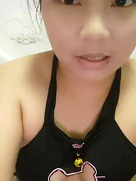 Snapshot of UUa333 chatting on October 20, 2025, 12:05 pm UUa333 online show from October 20, 2025, 12:05 pm