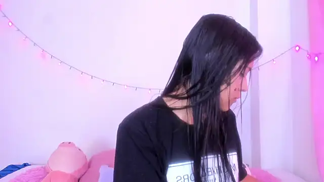 Abby roussee online show from October 13, 2025, 2:06 pm