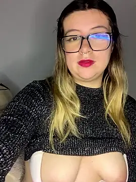 Blair Bunnyy online show from March 12, 2026, 4:40 am