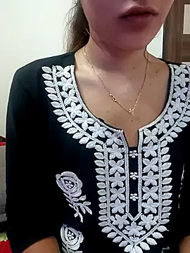 Snapshot of Cutie_Shruti chatting on September 28, 2025, 10:31 am Cutie Shruti online show from September 28, 2025, 10:31 am