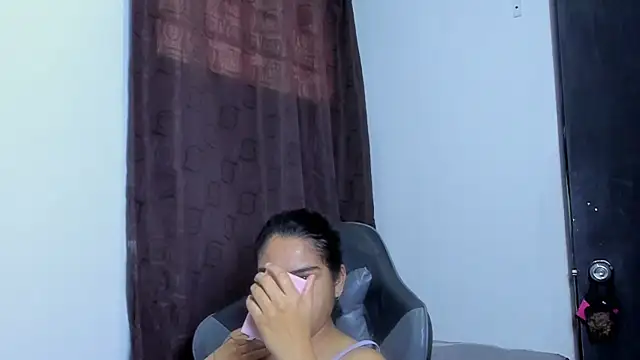 violet and myers online show from December 16, 2025, 1:16 pm