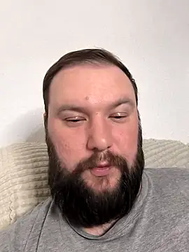 Snapshot of Ole_Plus chatting on February 24, 2026, 7:23 pm Ole Plus online show from February 24, 2026, 7:23 pm