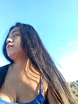 EATALLUCANPUSSYPINAY online show from May 8, 2026, 10:26 pm