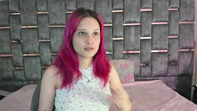 Snapshot of Mitsury_foxx chatting on September 22, 2025, 4:36 am Mitsury foxx online show from September 22, 2025, 4:36 am