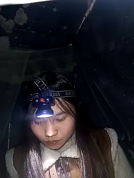 EllyBaby20 online show from March 4, 2026, 5:13 am