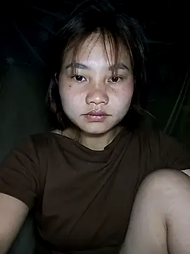 EllyBaby20 online show from April 8, 2026, 11:48 pm