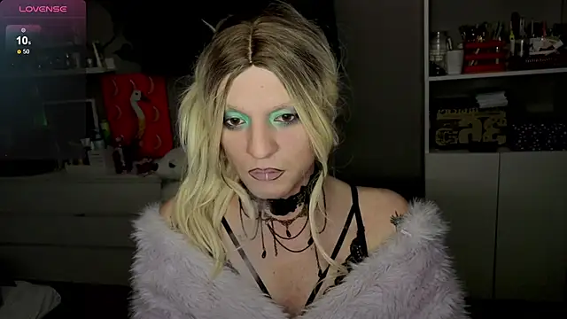 Kkkylie online show from February 23, 2026, 10:07 pm